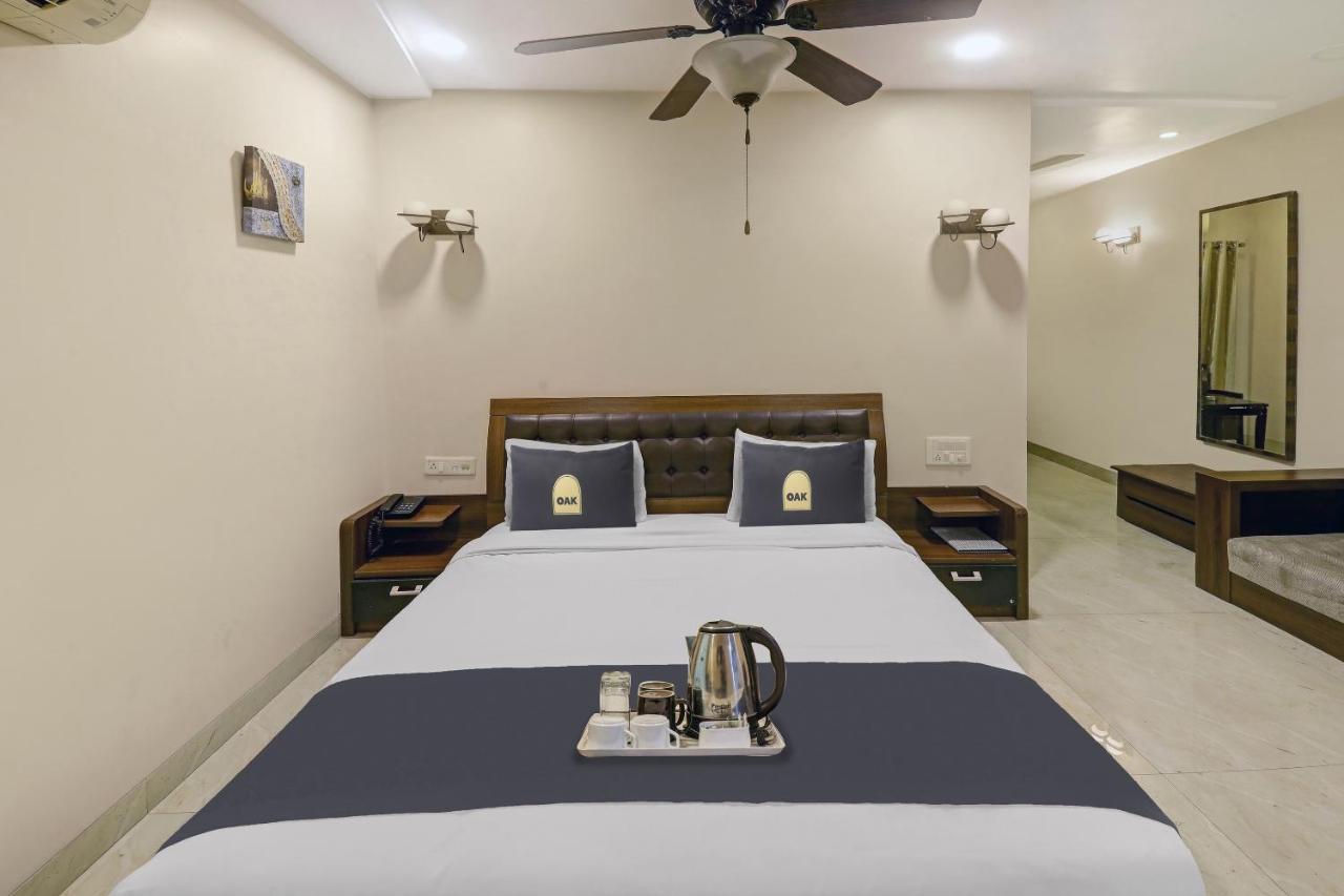 Townhouse Oak Hotel The Sudesh Rāipur Eksteriør bilde