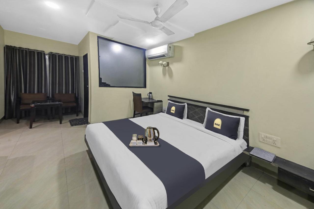 Townhouse Oak Hotel The Sudesh Rāipur Eksteriør bilde